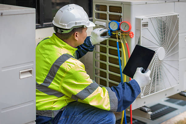 Professional Heat Pump Repair technician working in Demarest, NJ